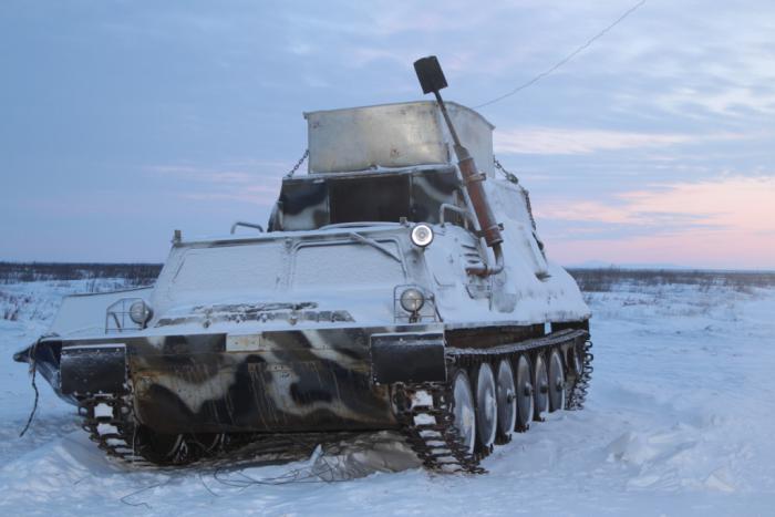 Незаменимый транспорт для Крайнего Севера. п.Черский, побережье Восточно-Сибирского моря