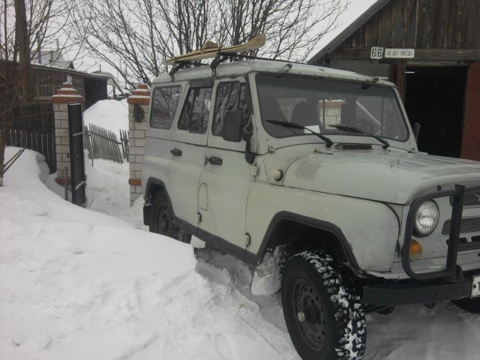 УАЗ и лыжи кто сильнее?