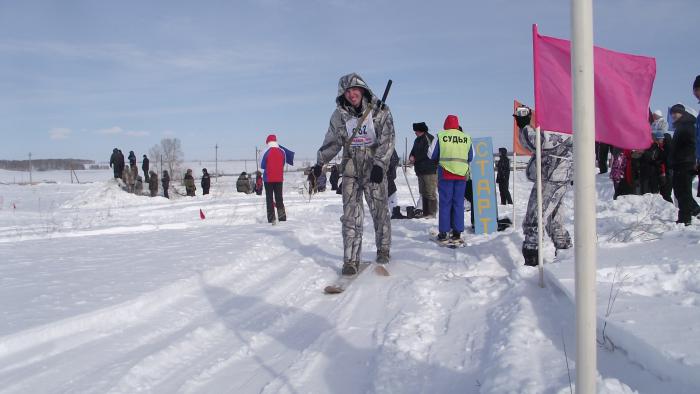 02.03.13г. с.Улыбино, НСО. Сережа побежал)))