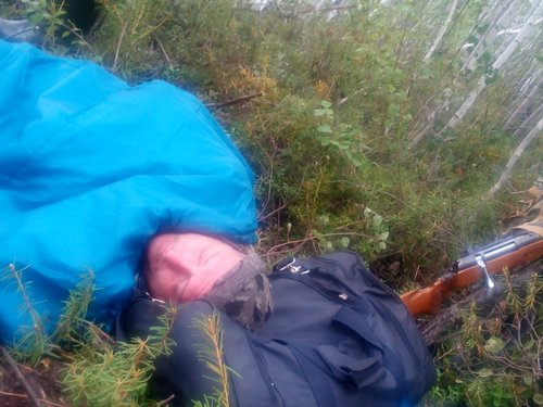 В палатке душно