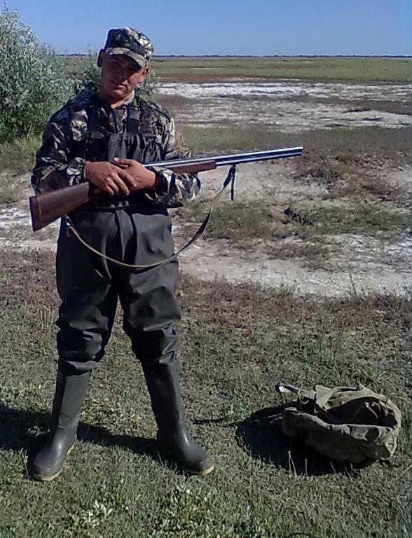 в полной боевой  на болото