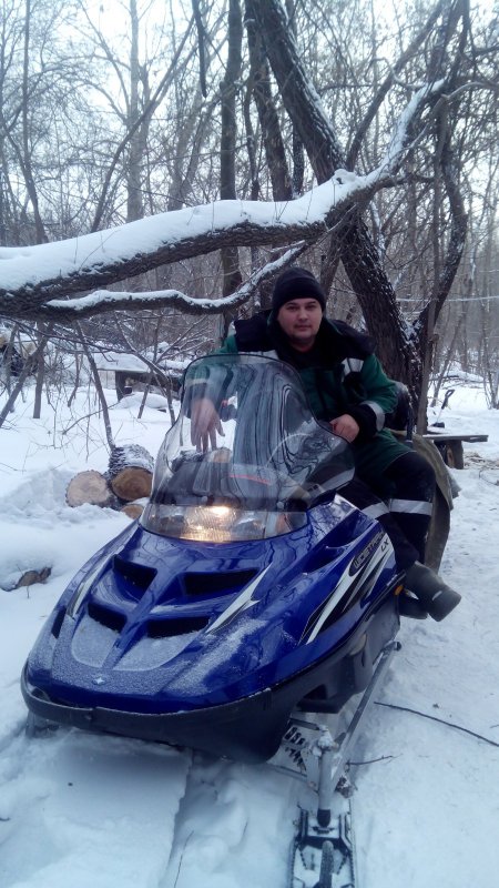 Приехали в зимовье отдохнуть и рыбки половить
