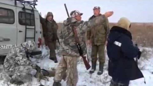 Спор охотников. Мужики козла убили
