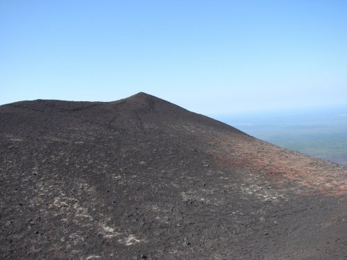 Конусы извержения 1975 года -  окрестности вулканов Острый и Плоский Толбачик