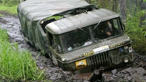 Лучшие автомобили для охоты и рыбалки! Бездорожье тайги.