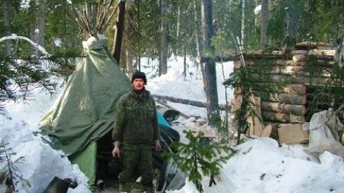 Таёжная пастораль! Тяжелая суета промысловиков - охотников.