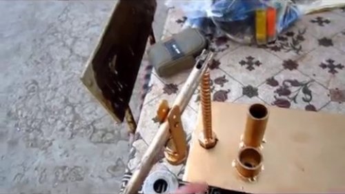 обжим донца гильз с станком