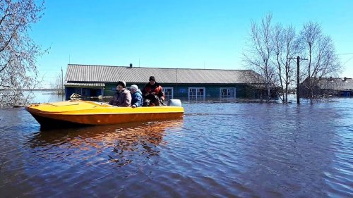Наводнение в Коми, чуть не смыло село. Среднее Бугаево.