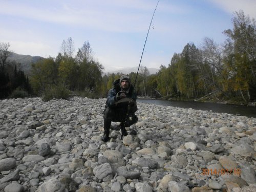 Рыбалка на хариуса в горах Алтая