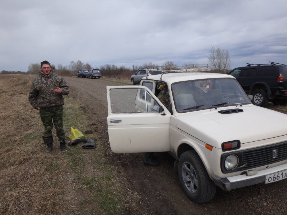 запахло весной ,метелям отбой,разбегутся под ногами ручейки)