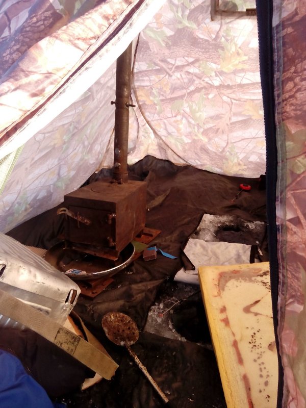 Печь в палатке