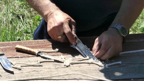 Тест охотничьих ножей на полиамидной веревке 8 мм
