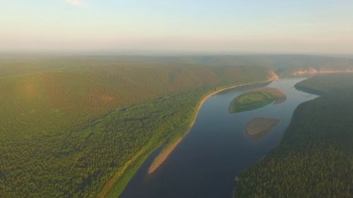 Ленские Щеки. Остров Еловый. Июль 2018. С квадрокоптера Phantom3pro. Киренский район. Иркутская обл.