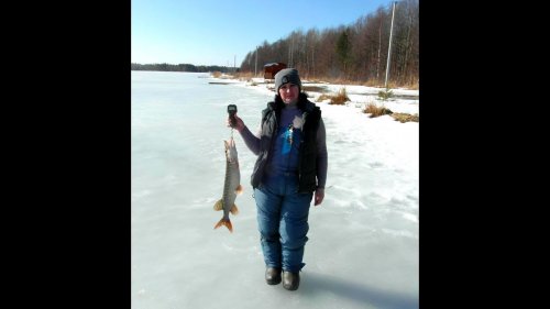 ВЕСЕННЯЯ ЛОВЛЯ ЩУКИ ИЛИ ЧЕРНАЯ КАРМА МАЛЬКОВ. good winter fishing