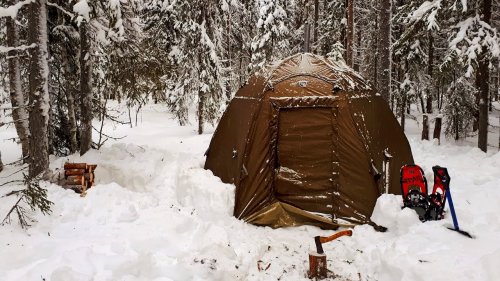 Ушёл от людей в зимний лес на два дня с палаткой. Перезагрузка души и тела